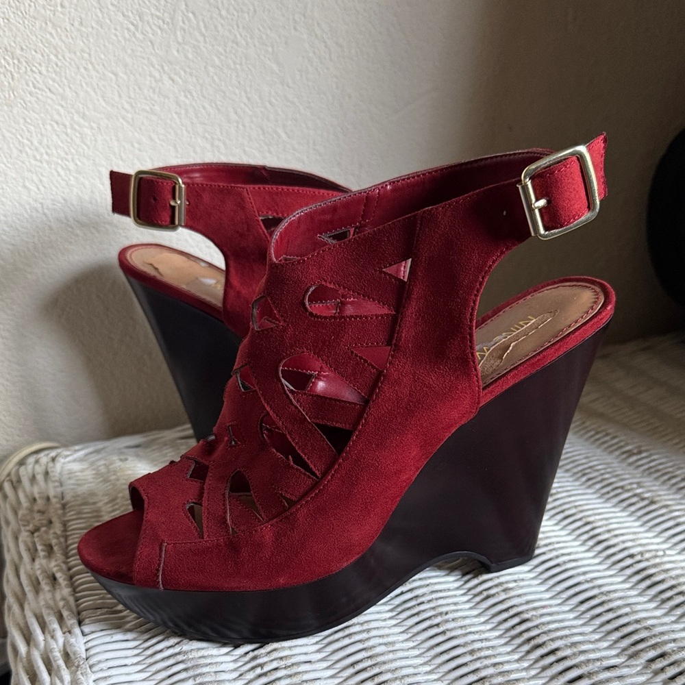 Nine West Burgundy Deep Red Suede Wedge Sandals